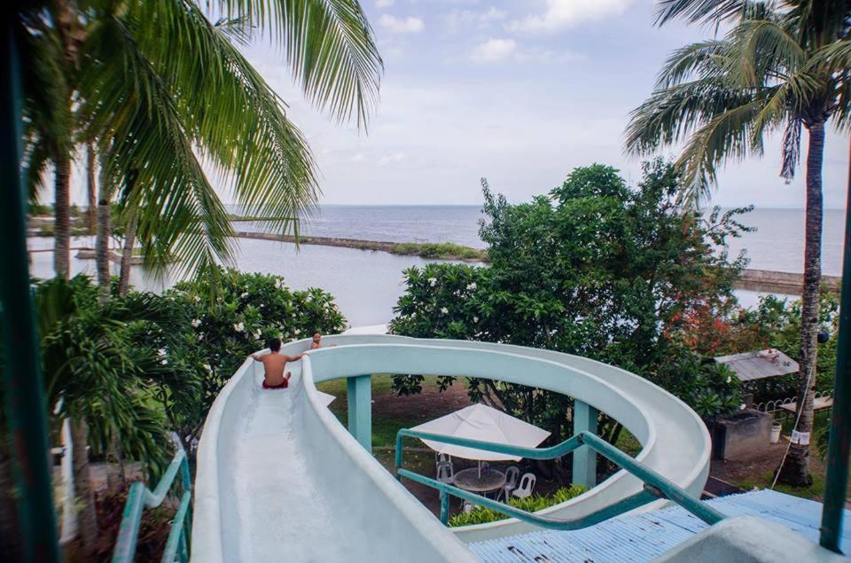 Palmas Del Mar Hotel Bacolod Buitenkant foto