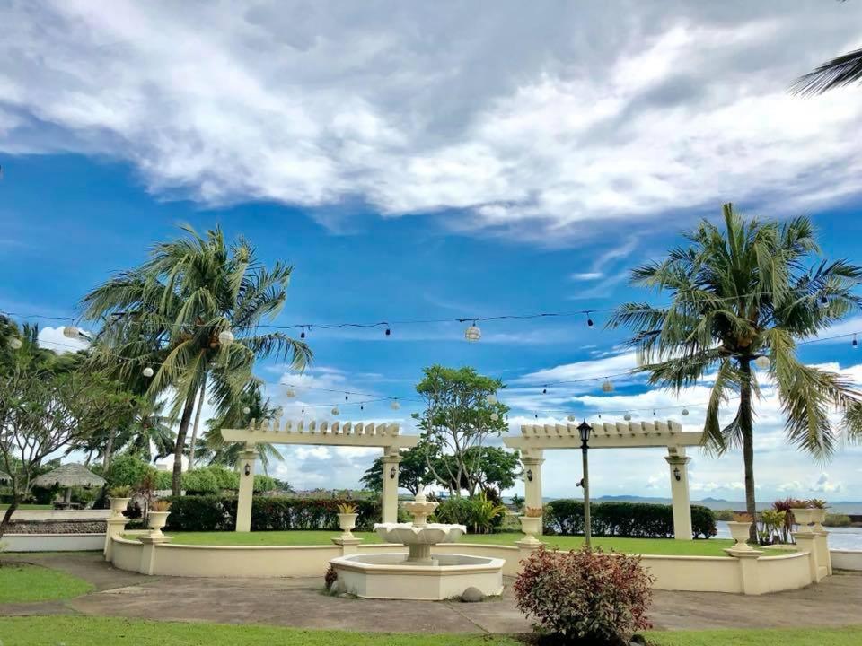 Palmas Del Mar Hotel Bacolod Buitenkant foto