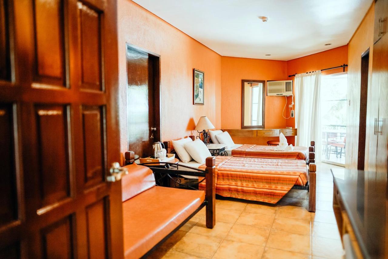 Palmas Del Mar Hotel Bacolod Buitenkant foto