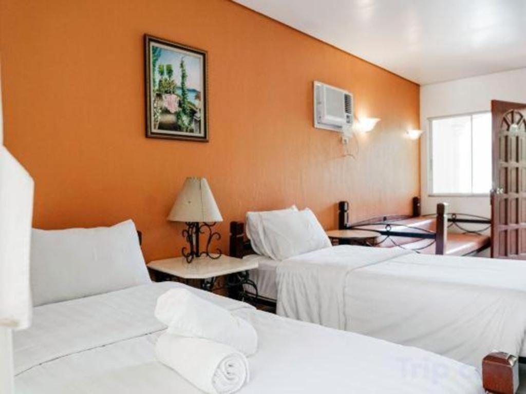 Palmas Del Mar Hotel Bacolod Buitenkant foto